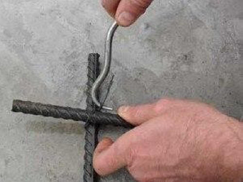 Связать арматуру крючком