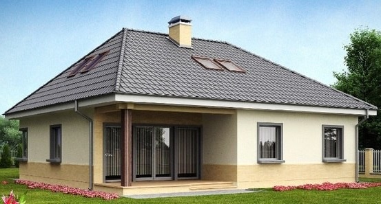 Частный дом в вальмовой крышей.