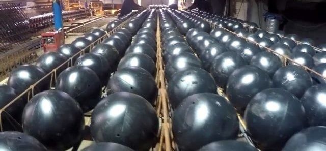 Шары баблдэк в арматуре.