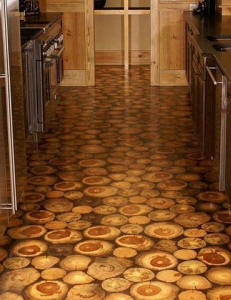 Пол из деревянных спилов.